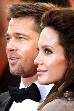 Анджелина Джоли и Брэд Питт сиграют свадьбу в замке Миравель